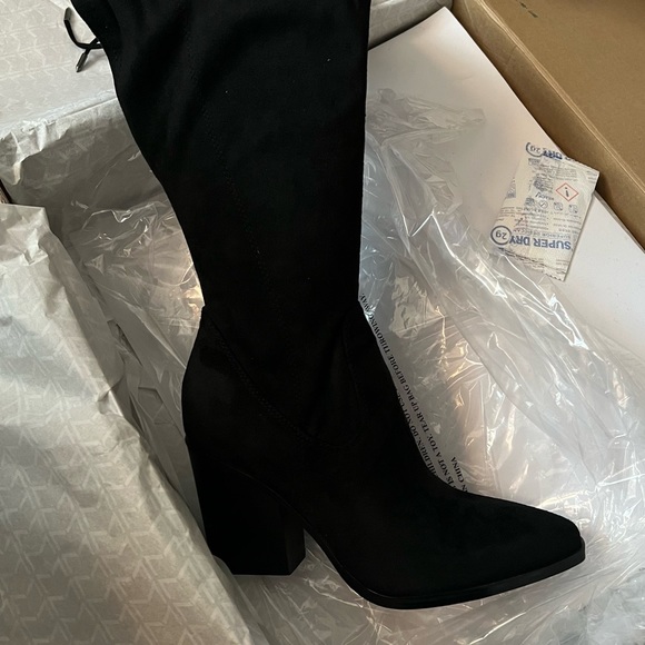 Marc Fisher Okun Thigh High Boots in Black, Size 5 New in Box EXCELLENT! - Picture 8 of 9